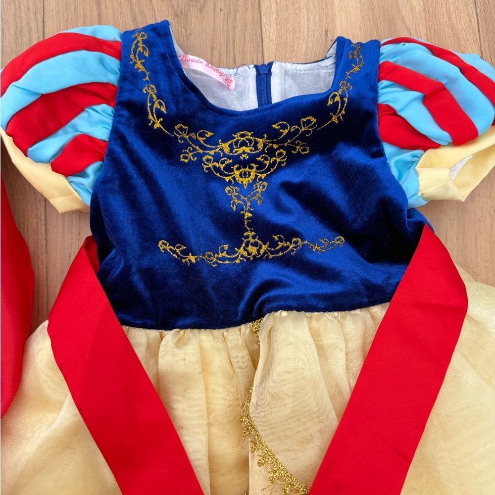 Kids SnowWhite Princess Costume Dress with Cape - Blue, Yellow, Red - Picture 2 of 5